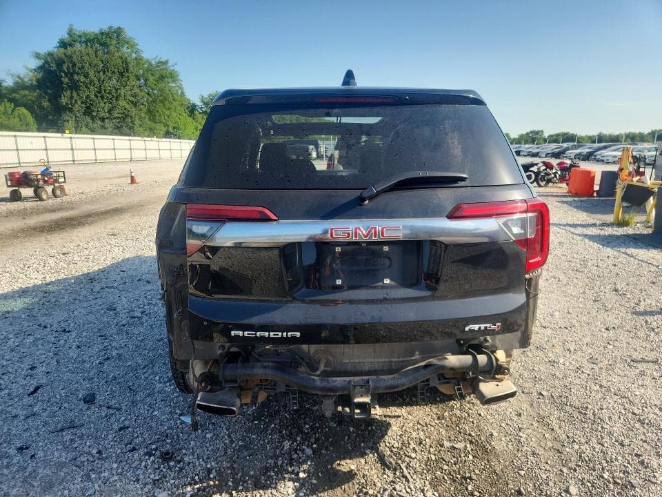 2023 GMC ACADIA AT4 6