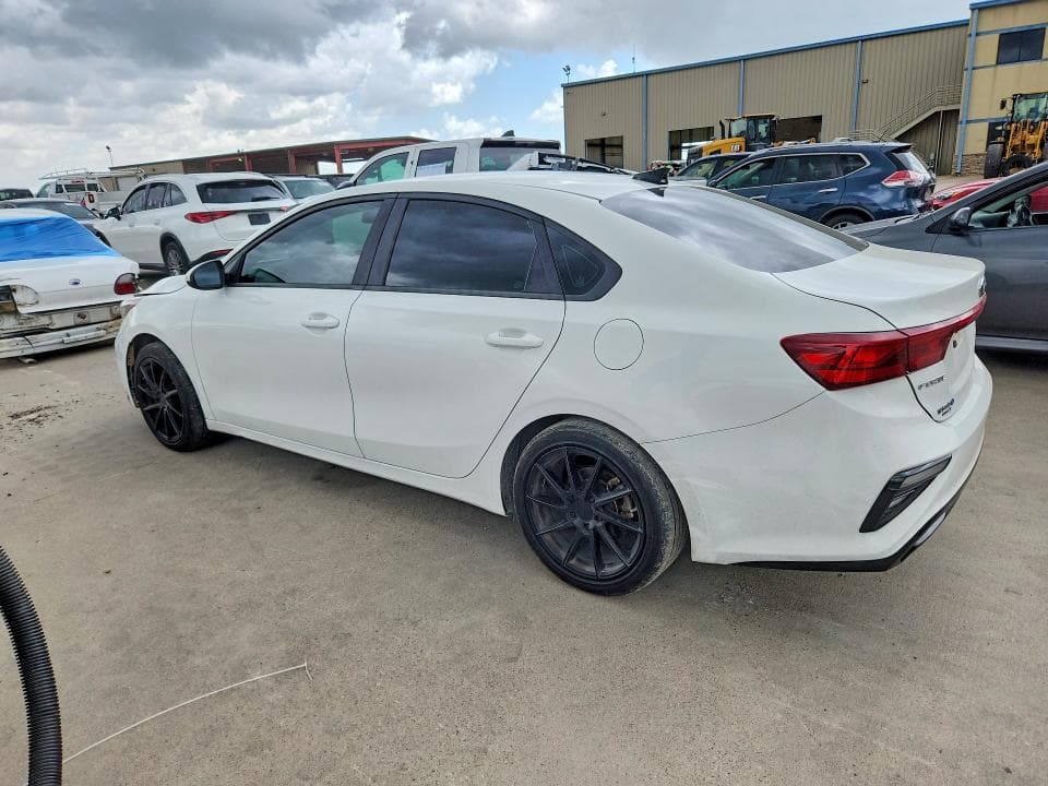 2021 KIA FORTE LXS 2
