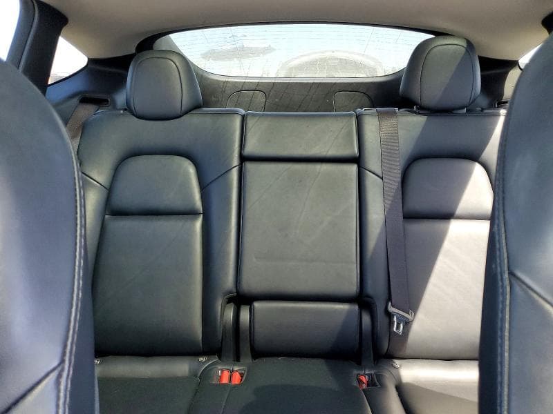 2021 TESLA MODEL Y 10