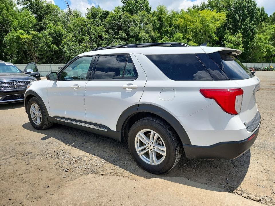 2023 FORD EXPLORER XLT 2
