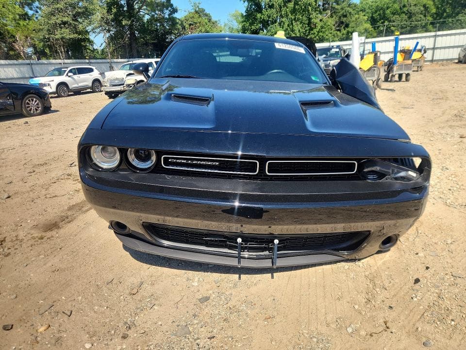2019 DODGE CHALLENGER SXT 5