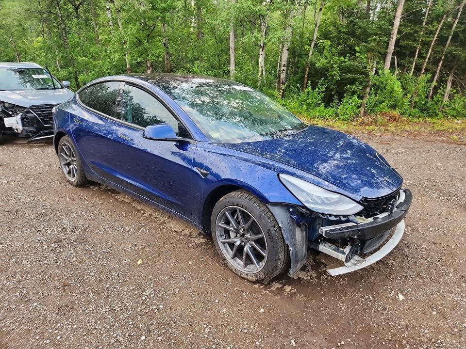 2018 TESLA MODEL 3 4