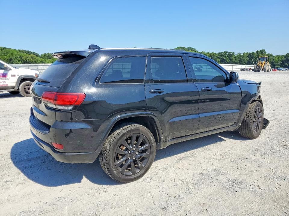 2019 JEEP GRAND CHEROKEE LAREDO 3