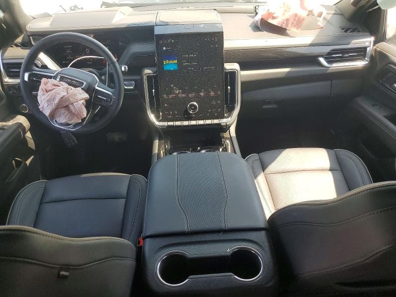 2026 GMC YUKON ELEVATION 8