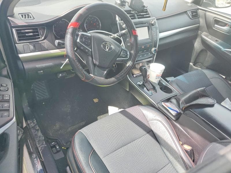 2017 TOYOTA CAMRY SE 8