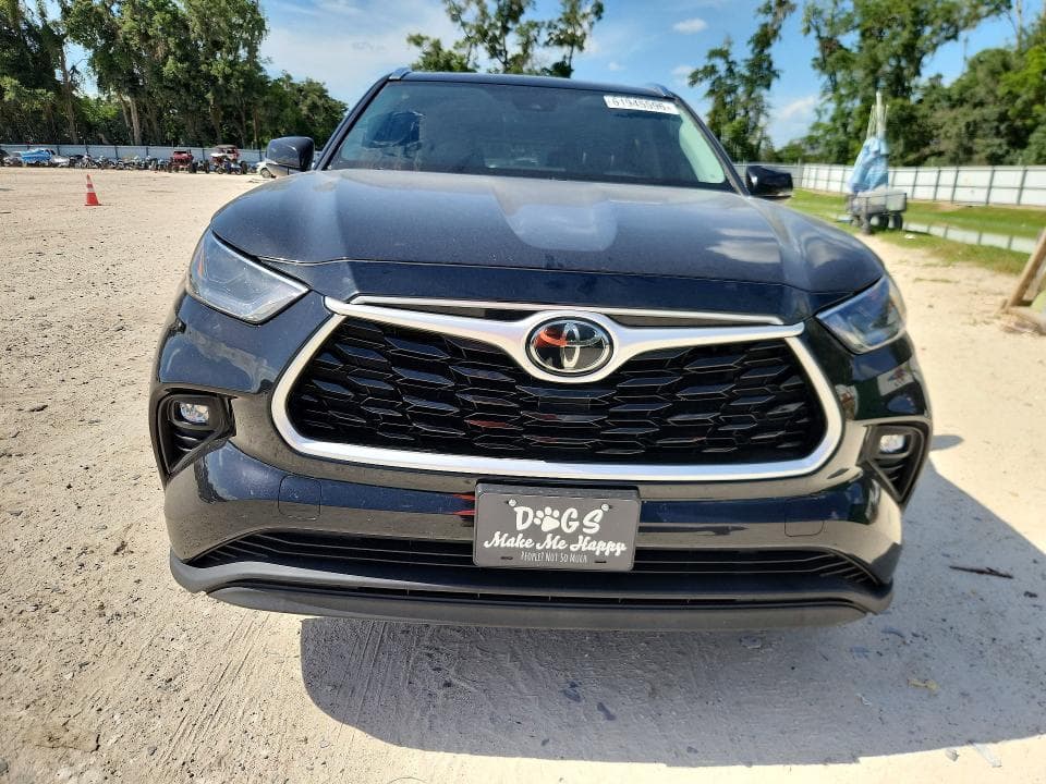2021 TOYOTA HIGHLANDER XLE 5