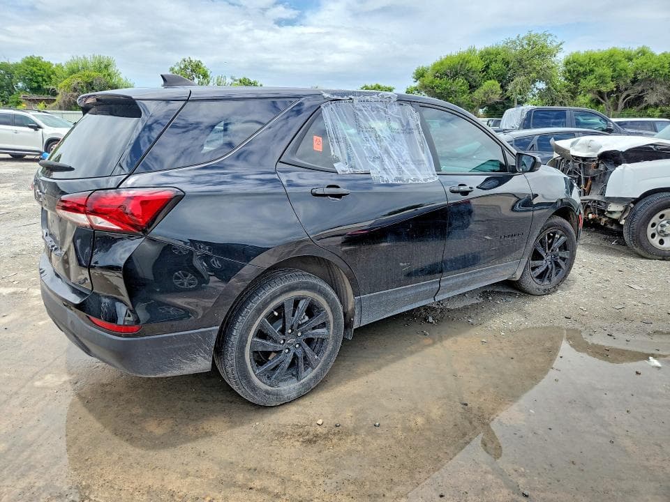 2024 CHEVROLET EQUINOX LS 3