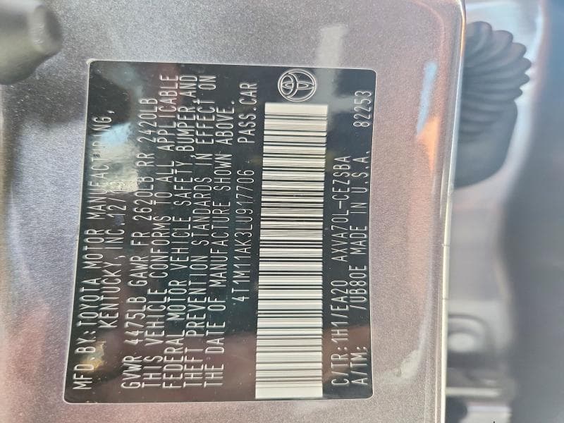 2020 TOYOTA CAMRY SE 13