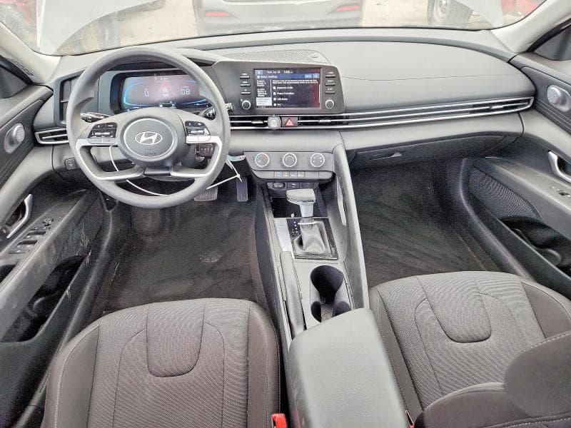 2026 HYUNDAI ELANTRA SE 8