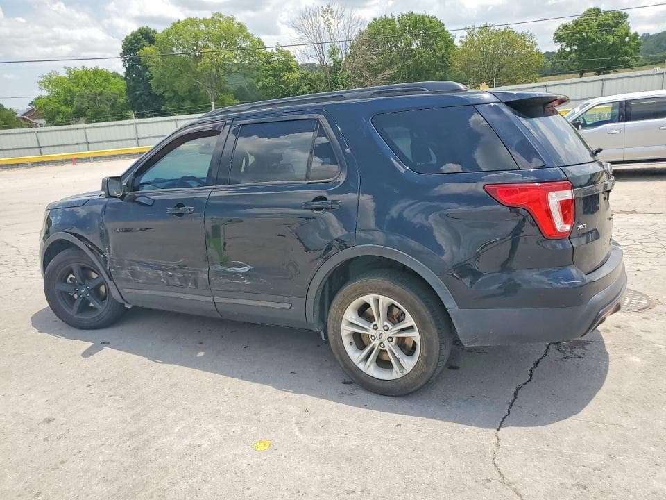 2017 FORD EXPLORER XLT 2