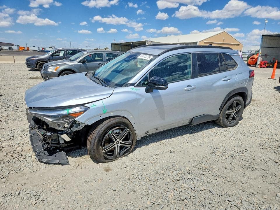 2025 TOYOTA COROLLA CROSS XLE