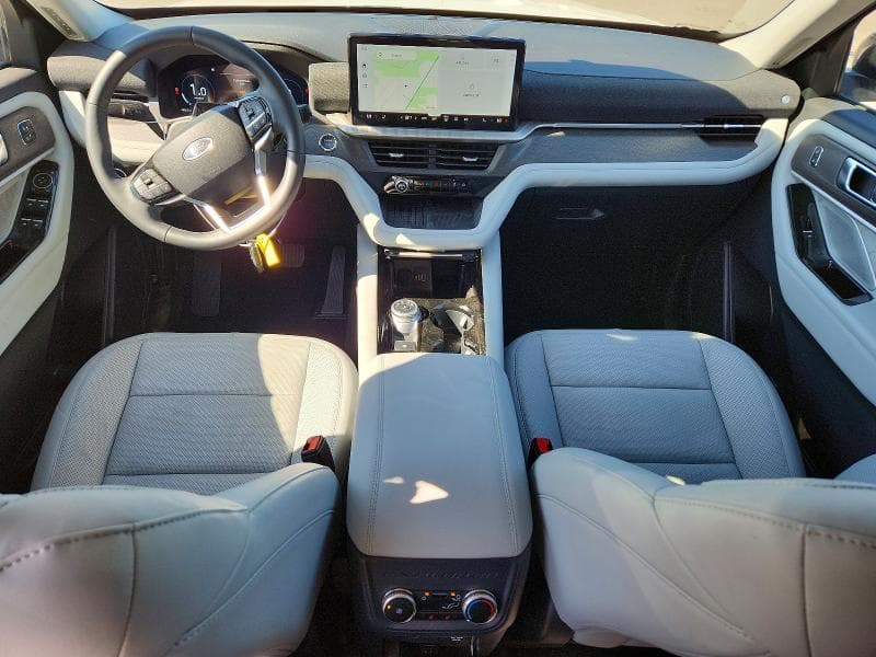 2025 FORD EXPLORER PLATINUM 8