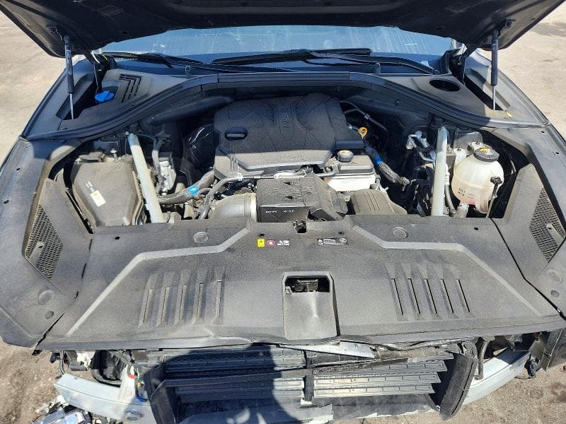 2022 GENESIS GV70 2.5T STANDARD 12
