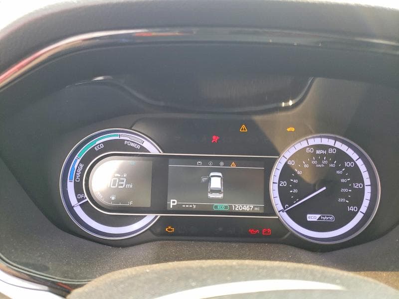 2020 KIA NIRO LX 9