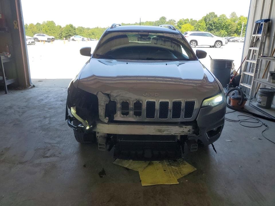 2019 JEEP CHEROKEE LIMITED 5