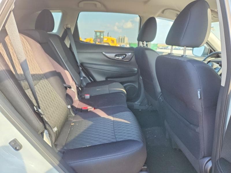 2019 NISSAN ROGUE SV 10