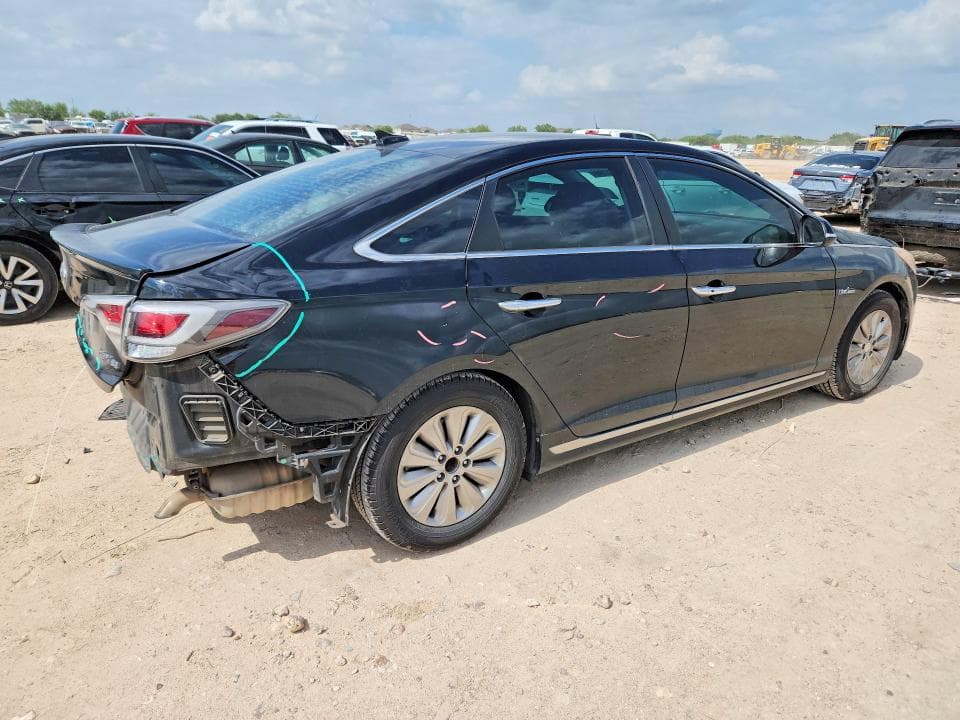 2017 HYUNDAI SONATA HYBRID SE 3