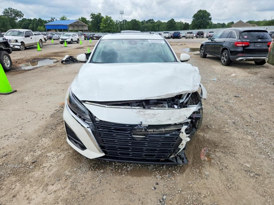 2024 NISSAN ALTIMA SL 5