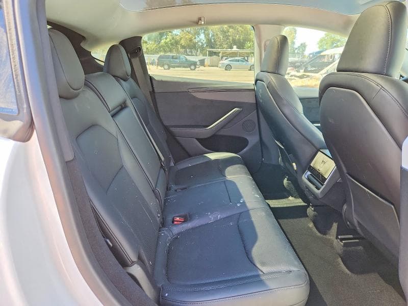 2026 TESLA MODEL Y 10