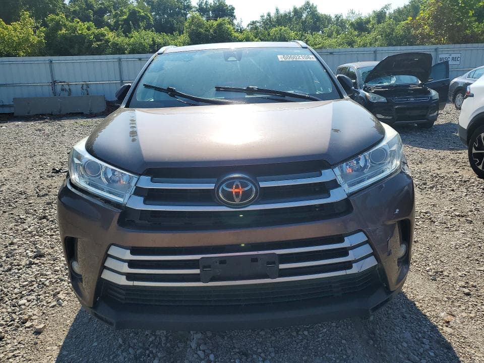 2018 TOYOTA HIGHLANDER XLE 5