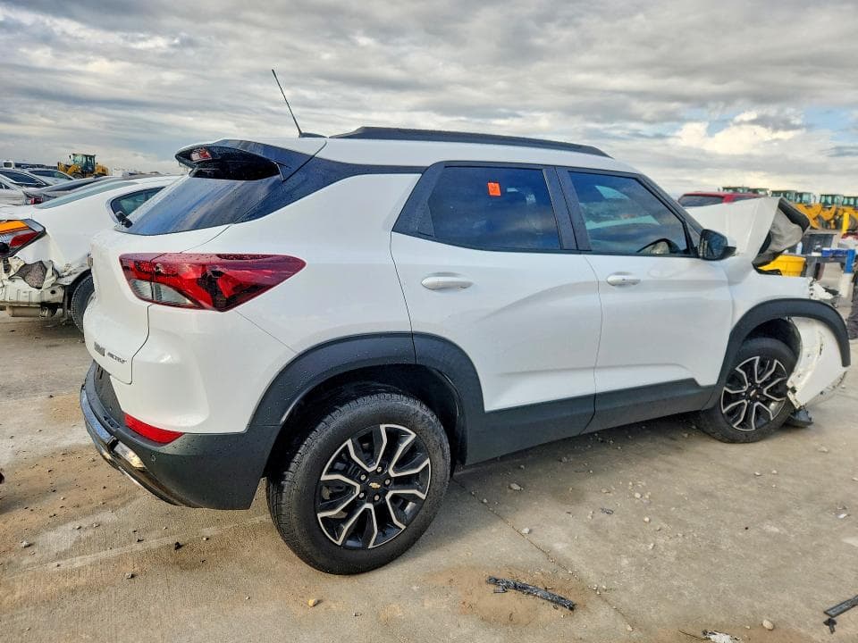 2023 CHEVROLET TRAILBLAZER ACTIV 3