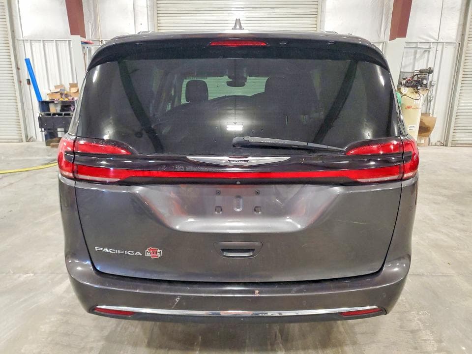 2021 CHRYSLER PACIFICA TOURING 6