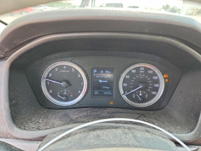 2018 HYUNDAI SONATA SE 9