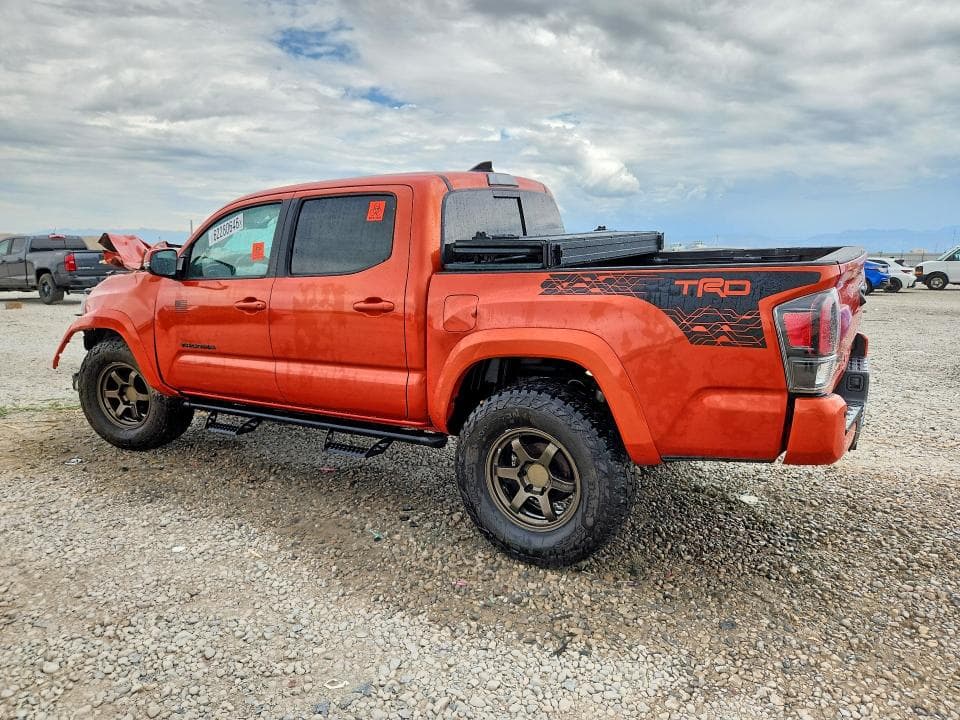 2017 TOYOTA TACOMA TRD SPORT 2
