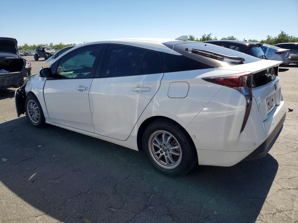 2018 TOYOTA PRIUS THREE 2