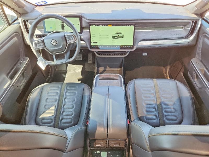 2025 RIVIAN R1T ADVENTURE 8