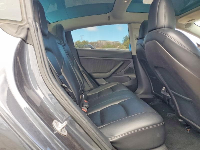 2020 TESLA MODEL 3 10