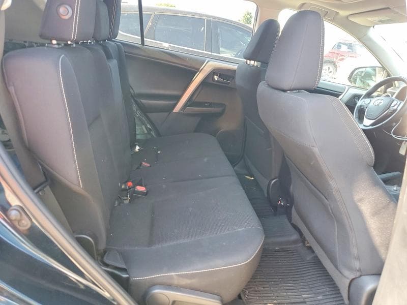 2018 TOYOTA RAV4 XLE 11