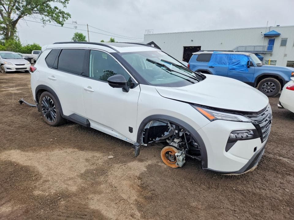 2026 NISSAN ROGUE SV 4