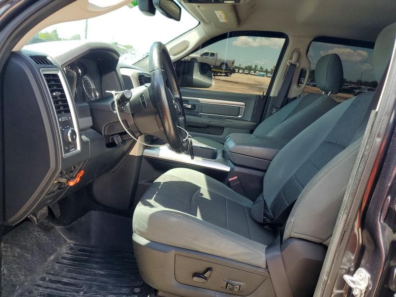 2017 RAM 1500 SLT 7