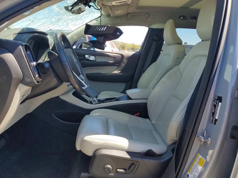 2024 VOLVO XC40 ULTIMATE 7