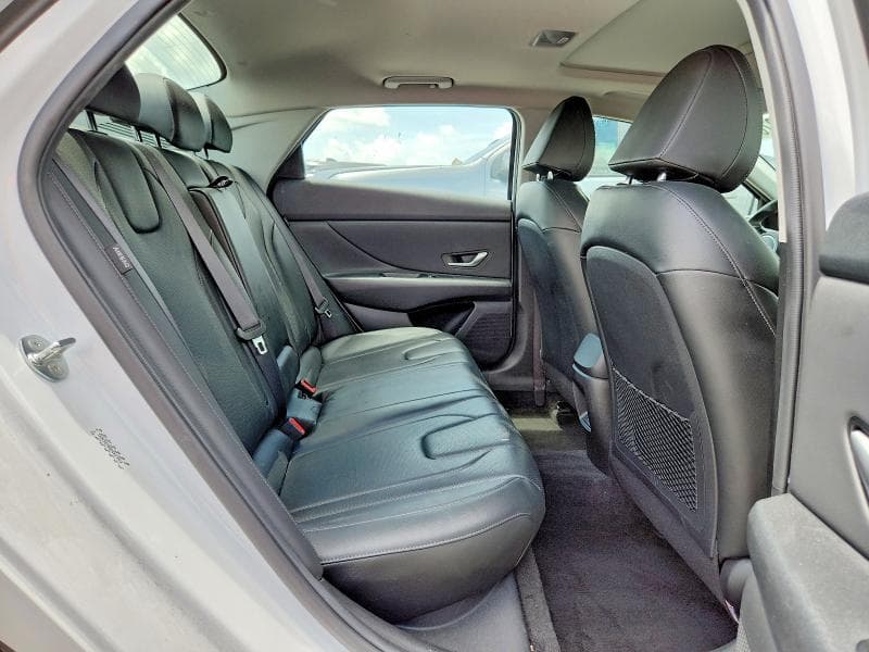 2024 HYUNDAI ELANTRA LIMITED 10