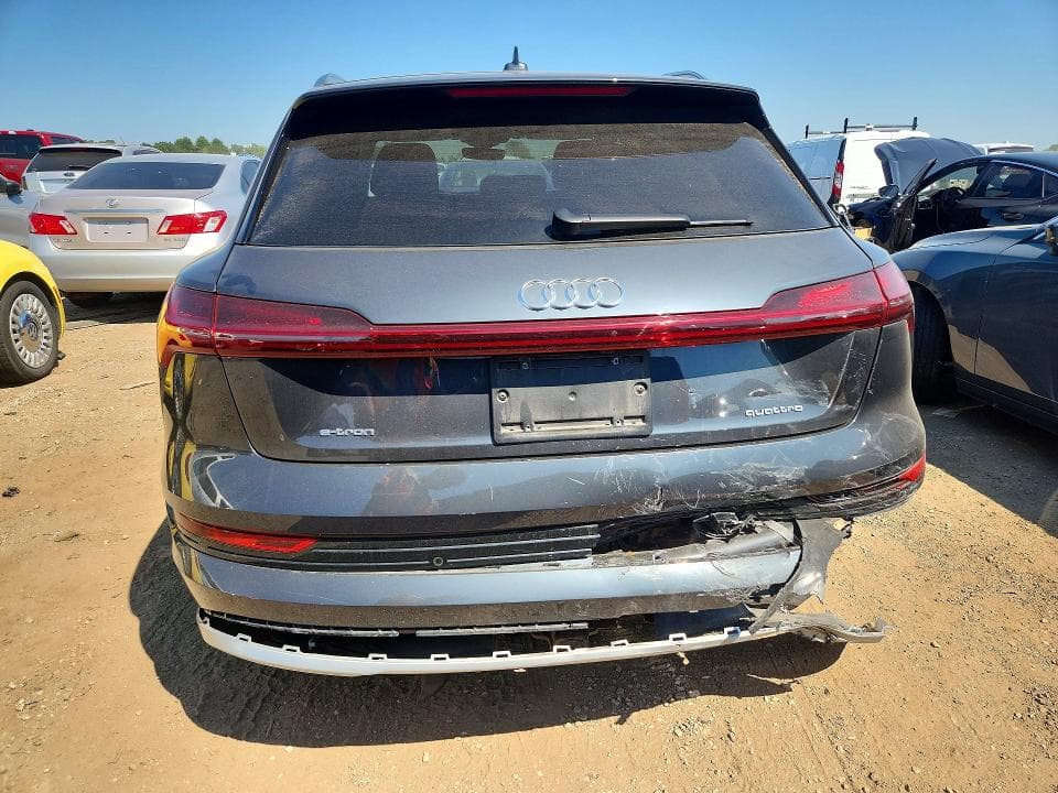 2021 AUDI E-TRON PREMIUM 6
