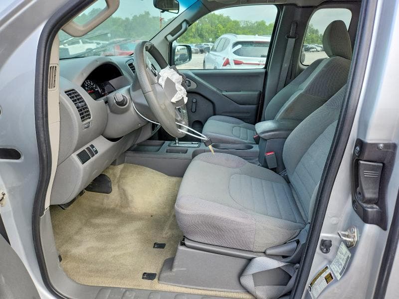 2017 NISSAN FRONTIER S 7