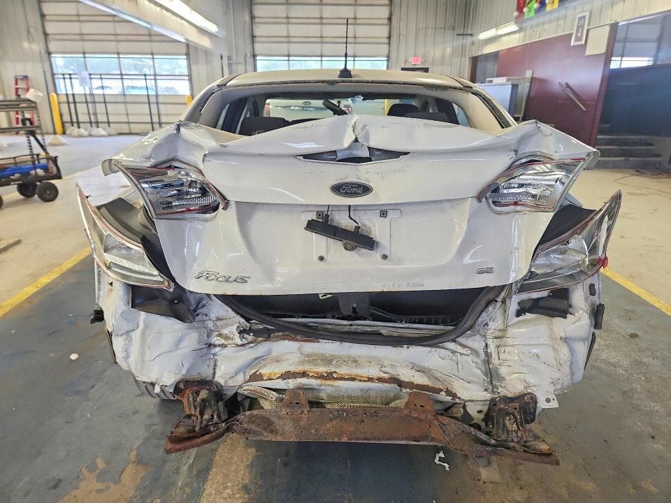 2018 FORD FOCUS SE 6