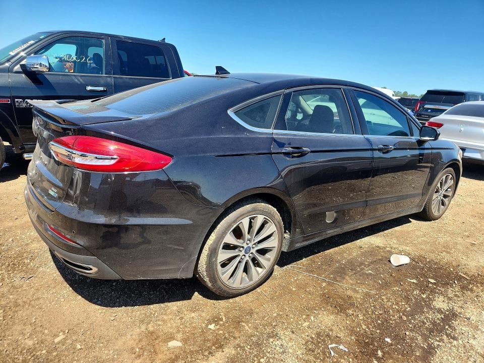 2020 FORD FUSION SE 3