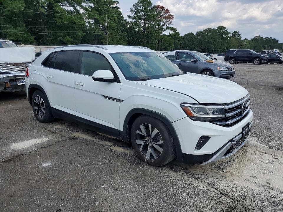 2020 VOLKSWAGEN ATLAS CROSS SPORT SE 4