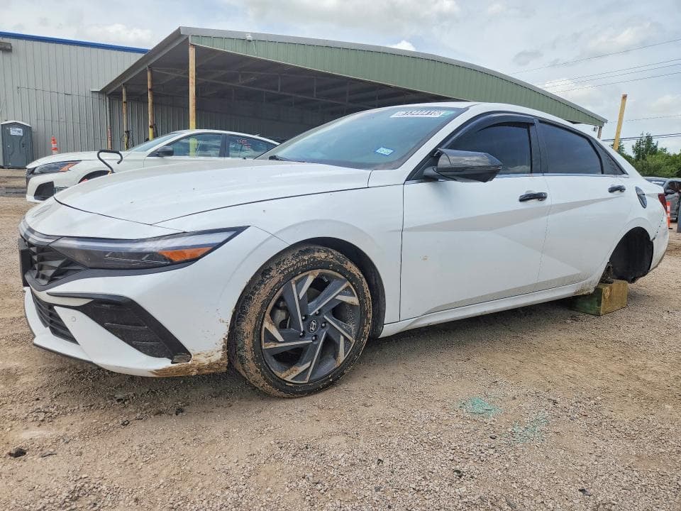 2024 HYUNDAI ELANTRA LIMITED - 1