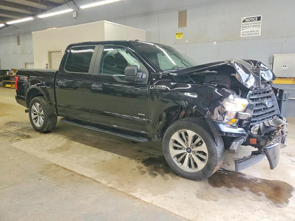 2017 FORD F150 SUPERCREW 4
