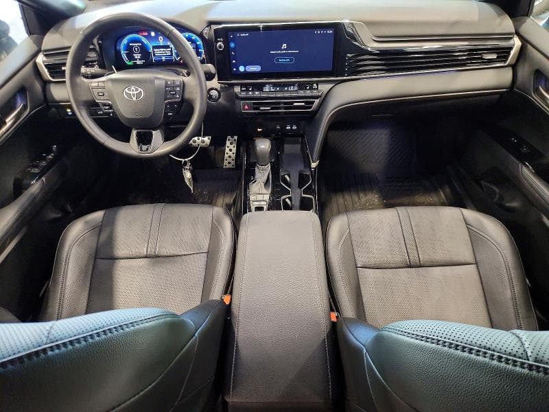 2025 TOYOTA CAMRY XSE 8