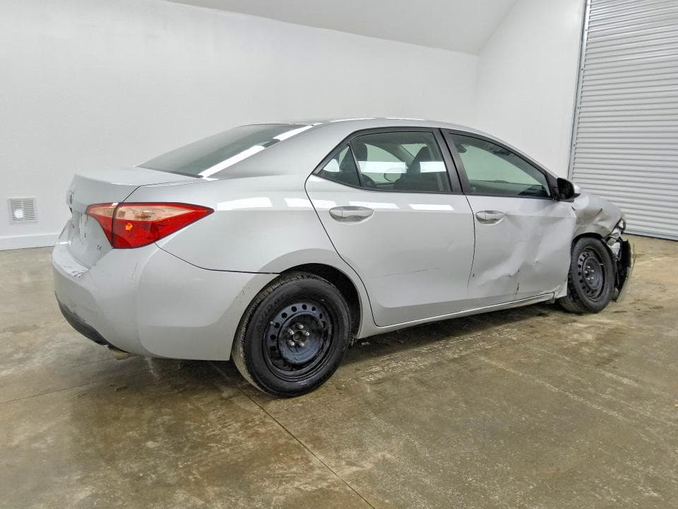 2017 TOYOTA COROLLA LE 3