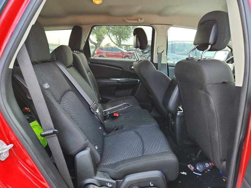 2019 DODGE JOURNEY SE 11
