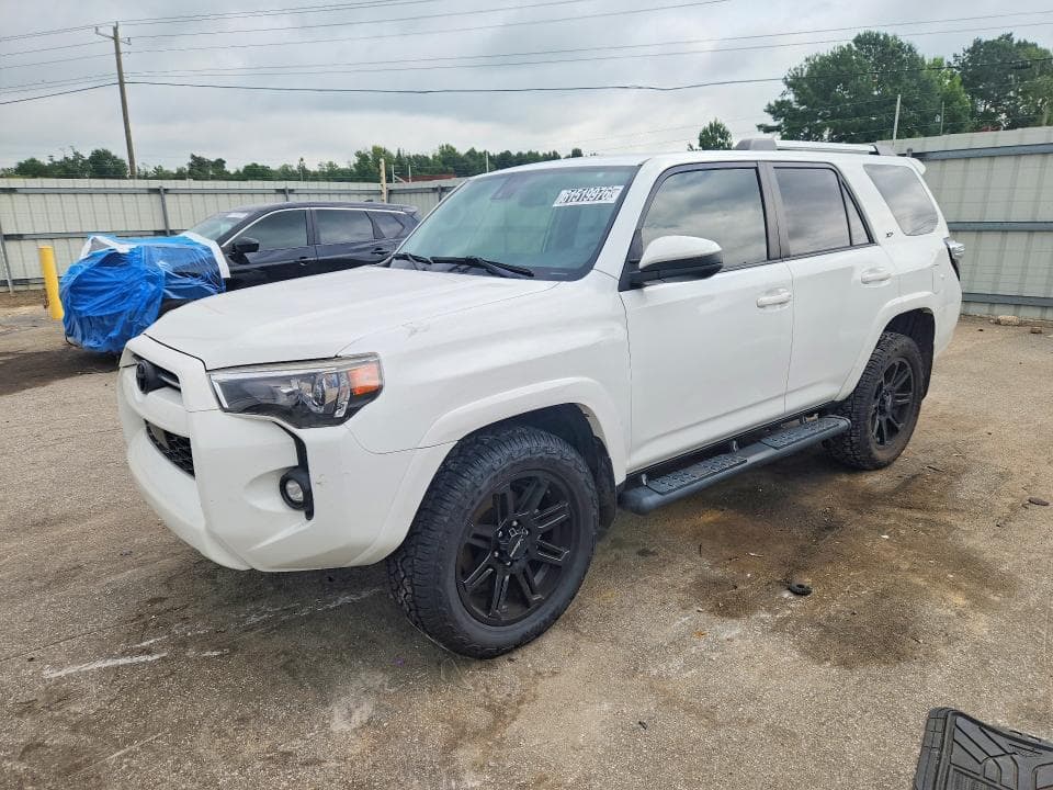 2021 TOYOTA 4RUNNER SR5 - 1