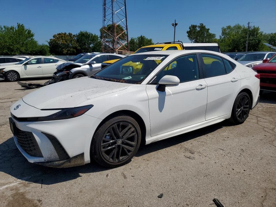 2026 TOYOTA CAMRY SE - 1