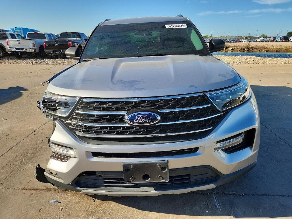 2021 FORD EXPLORER XLT 5