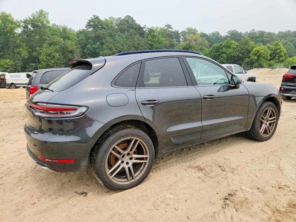 2021 PORSCHE MACAN 3